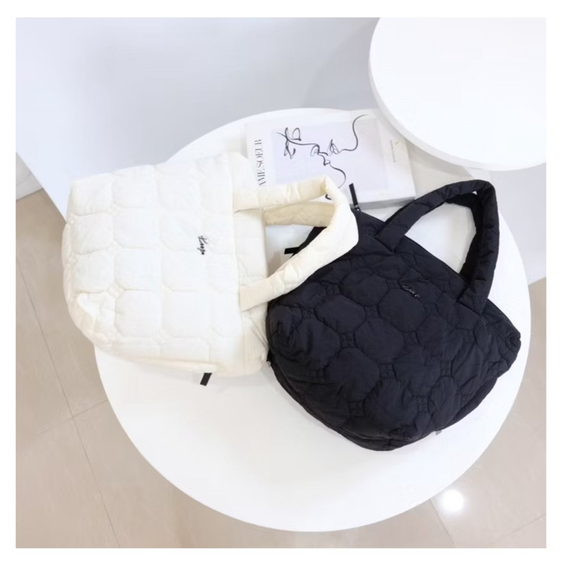 [ของแท้ พร้อมส่ง] KEEP Hi chew Bag กระเป๋า Shopping bag สีขาว