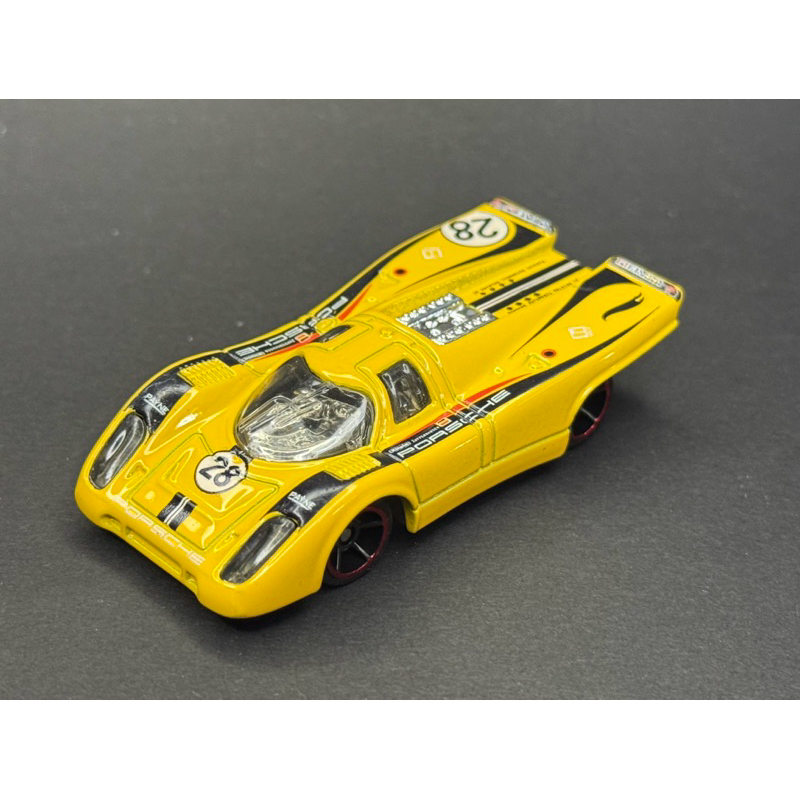 HOT WHEELS PORSCHE SERIES PORSCHE 917K YELLOW  ขนาด 1:64 นอก แพ็คเกจ