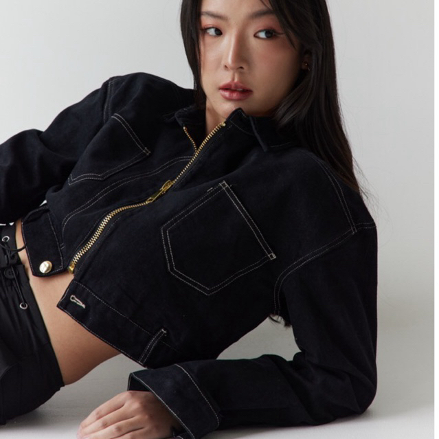 Weekend Wardrobe - Denim Jacket (แจ็คเก็ตครอปยีนส์)