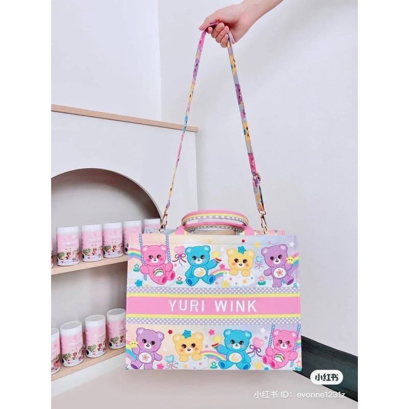 ❤️ #สินค้าพร้อมส่ง   กระเป๋าCarebear Lady กระเป๋าแคร์แบร์ ทรงเหลี่ยม น่าร๊ากกสดใส ใบใหญ่ฝุด งานมีซิป มีสายสะพาย