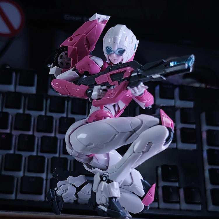 MD002 FURAI ARCEE สาวเครื่องจักร 《TRANSFORMERS》 โมเดลประกอบรุ่นใหม่