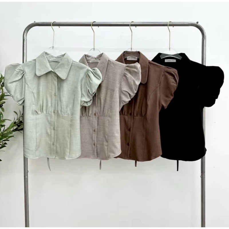 เสื้อเชิ๊ตคอปก แขนฟักทอง ผ้าสโนว์ ด้านหลังมีสายปรับเข้ารูป