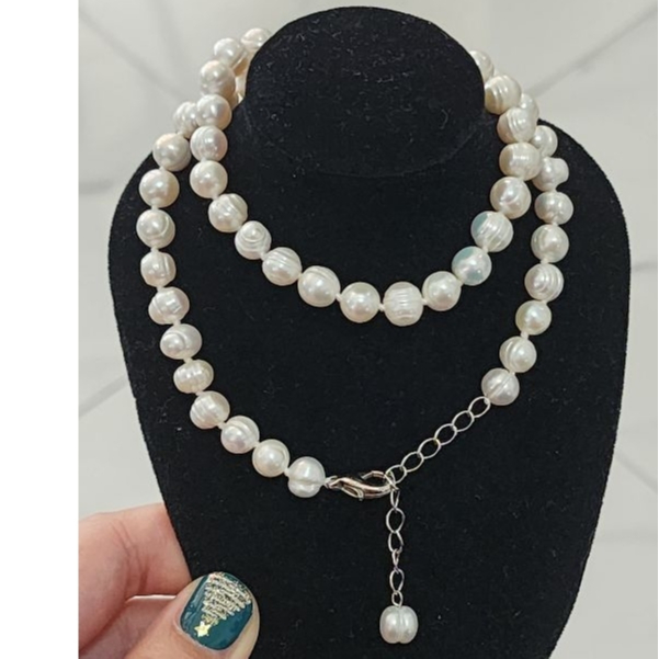 สร้อยคอไข่มุกแท้ ขนากมุก5-6mm ทรงเม็ดกึ่งกลม ยาว15-16นิ้ว เงางาม AA ฟรีกล่องค่ะ