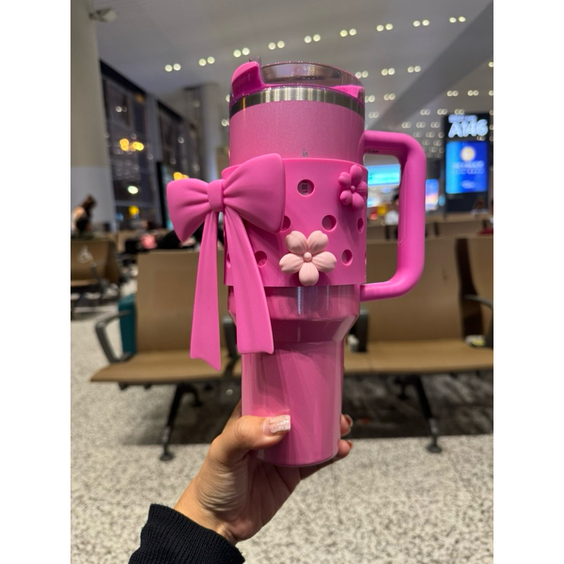 พร้อมส่งที่ 🇹🇭 Starbuck x stanley ขนาด 40oz พร้อมของตกแต่ง From china