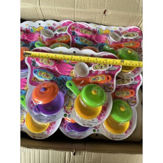 ของเล่นชุดครัวในแผง ขนาด:21x28ซม.  ยกโหล12แผง