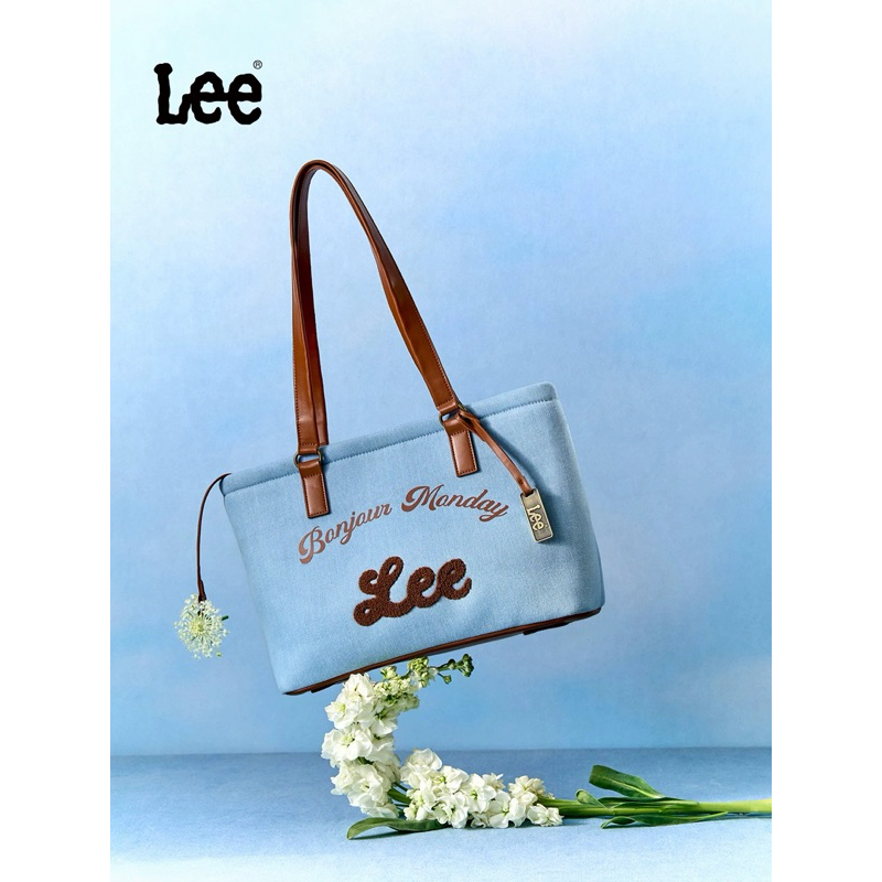 [พรีออเดอร์] กระเป๋าสะพายข้าง lee tote bag กระเป๋ายีนส์