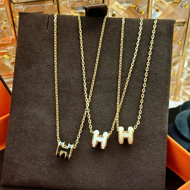 พร้อมส่ง🐎สร้อยคอ MINI POP H NECKLACE