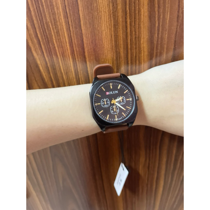 นาฬิกาข้อมือผู้หญิงBOLUN (โบลัน)