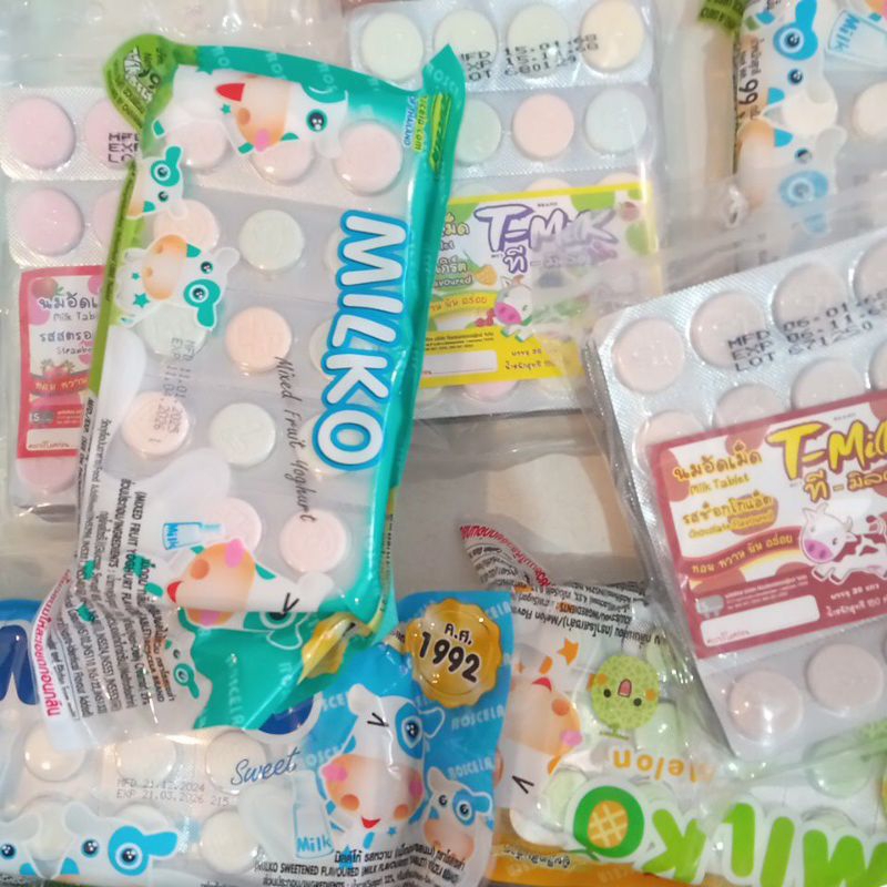 T milk ทีมิลค์ 1แพ็ค 6แผ่น/1แผ่น20เม็ด 120เม็ด นมอัดเม็ด ขนม โบราณ ย้อนวัย ย้อนวัยนวาน