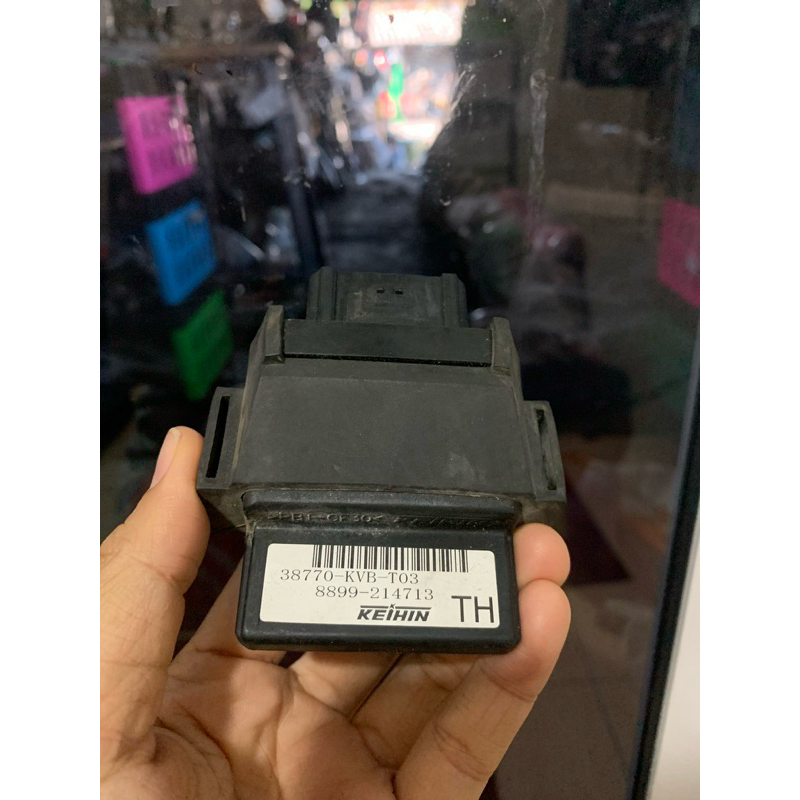 กล่องไฟคลิก110iแท้ติดรถมือ2(รหัสKVB-T03)รับประกันทุกใบไฟไม่ออกเคลมได้นะคะ