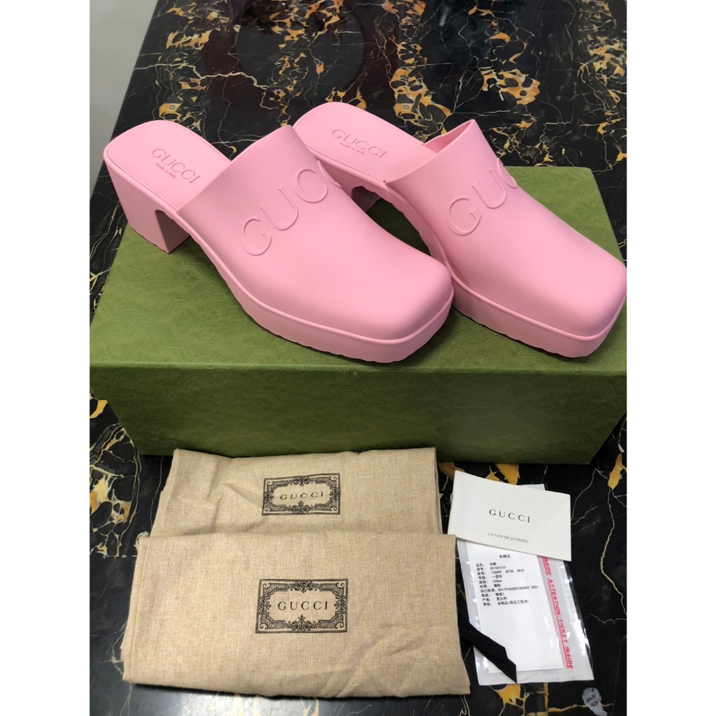 [สินค้ามือหนึ่ง] Gucci รองเท้าส้นสูง รุ่น Women's Pink Rubber Platform Slide Sandals Shoes Code: 725