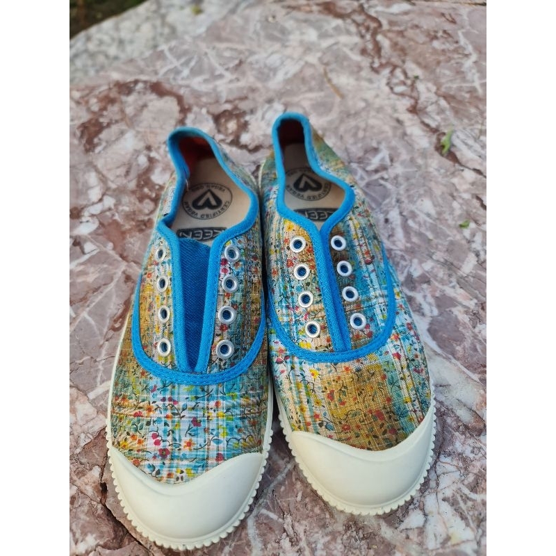 Keen slipon มือสองของแท้