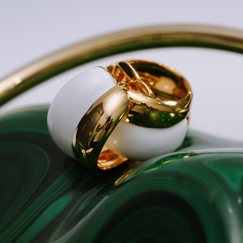 MANYYEARS ต่างหูรุ่น White Swell Earrings