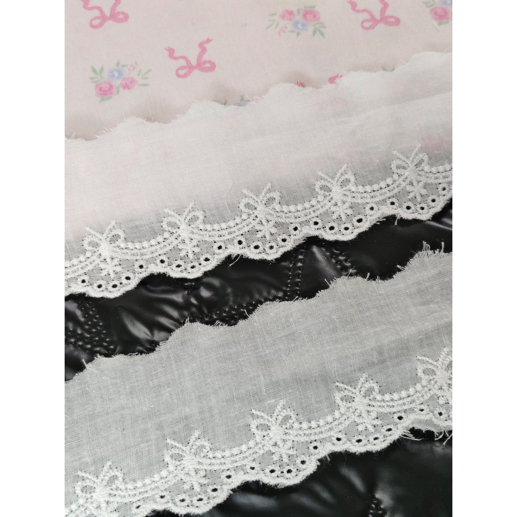 Macraft ผ้าคอตตอนอปักฉลุ ตกแต่งเสื้อผ้า ขนาด 5.5CM ผ้าฉลุ ตกแต่งชายกระโปรงเทปตกแต่ง CTA 16