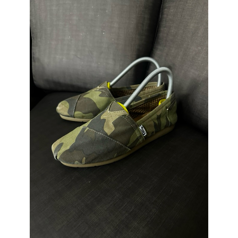 Ollie EXR/Size 37-38 ขายรองเท้าสลิปออนสภาพเหมือนใหม่สีสวยทรงสวยใส่ได้อีกยาวนานใส่ง่ายเดินกระชับ