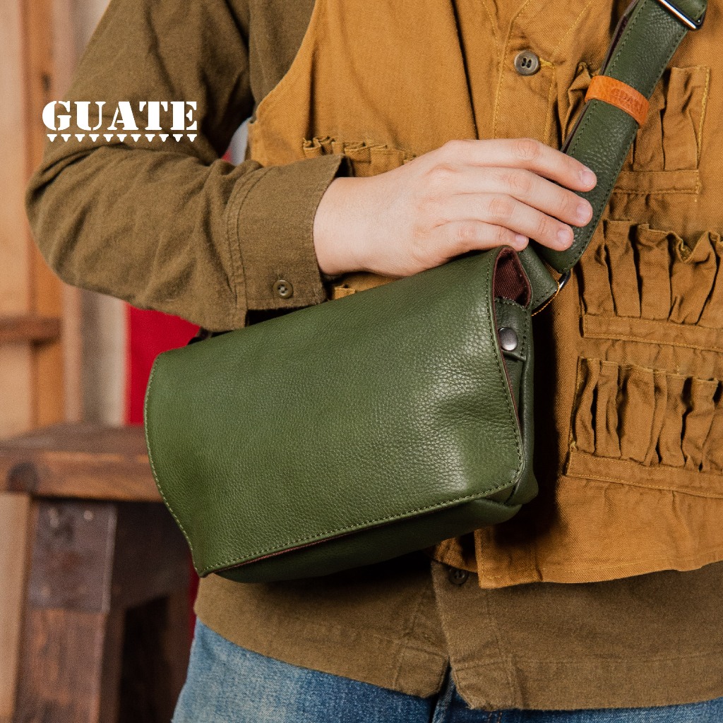 GUATE กระเป๋าคาดอกหนังแท้ รุ่น STANDARD กระเป๋าหนังแท้ 100% อีกหนึ่งรุ่นฮิตของเรา ดีไซน์เรียบง่าย กระเป๋าผู้ชาย คาดเอว