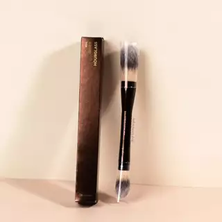 HOURGLASS แปรงแต่งหน้า VEIL POWDER BRUSH / AMBIENT LIGHTING EDIT BRUSH