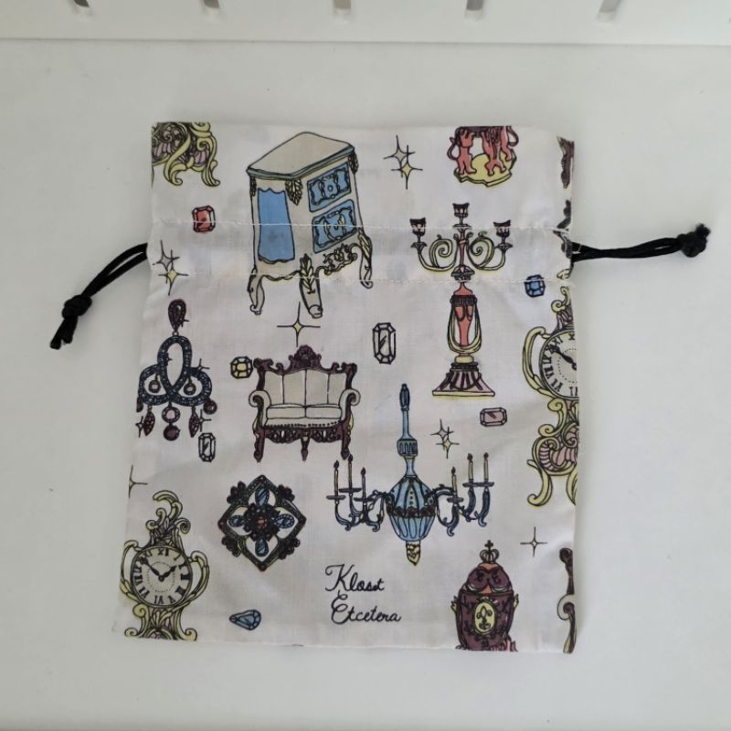 ถุงหูรูด  Kloset ETCETERA  ถุงผ้าหูรูด⚠️สินค้ามือสอง⚠️รบกวนอ่านก่อนนะคะ🙏🙏