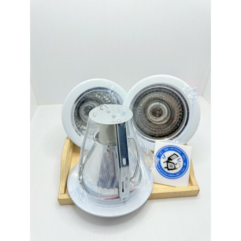 โคมไฟดาวน์ไลท์ฝังขอบขาว #100004-1xE27-WH ขนาด4“