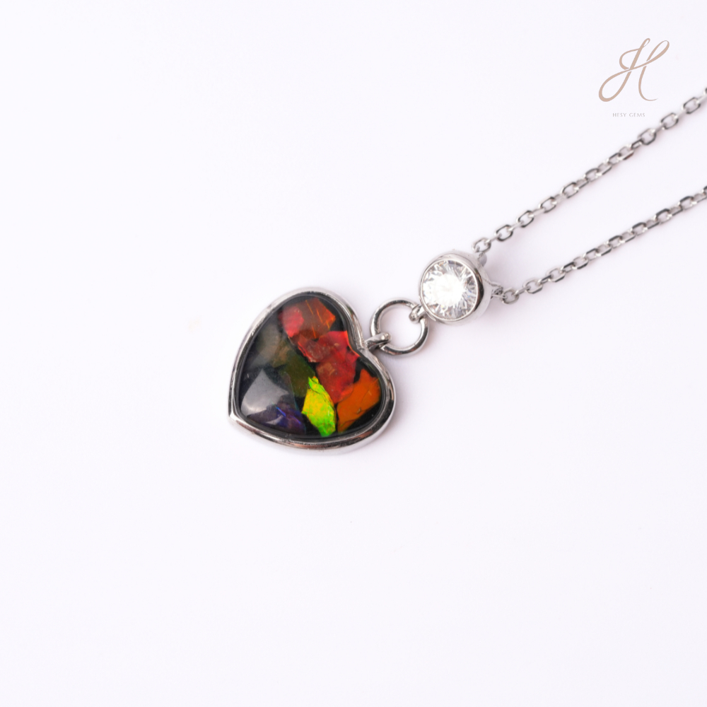 สร้อยคอ+จี้หัวใจAmmoliteประดับCZ -(Heart-Shaped Ammolite & CZ Pendant Necklace)