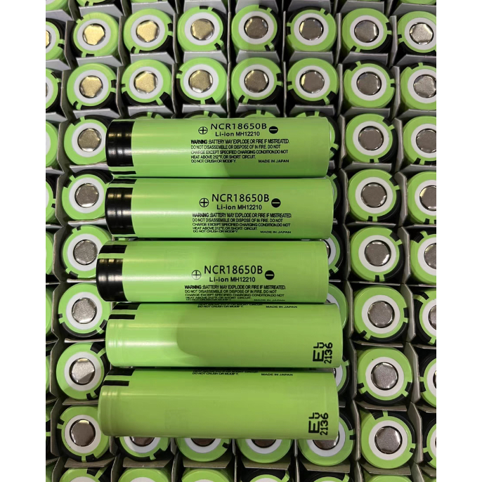 ใหม่ ถ่านชาร์จ 18650 3.7V  แท้  พร้อมส่ง  18650 ของใหม่ ใส่พัดลม ไฟฉาย