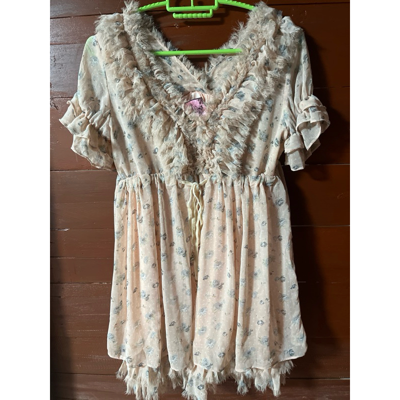 เสื้อมือสองDazy-less by Shein 🔥SELL🔥เสื้อไหมพรมผู้หญิง แฟชั่นเกาหลี เสื้อผ้าแฟชั่นผู้หญิงลายทาง แขนส