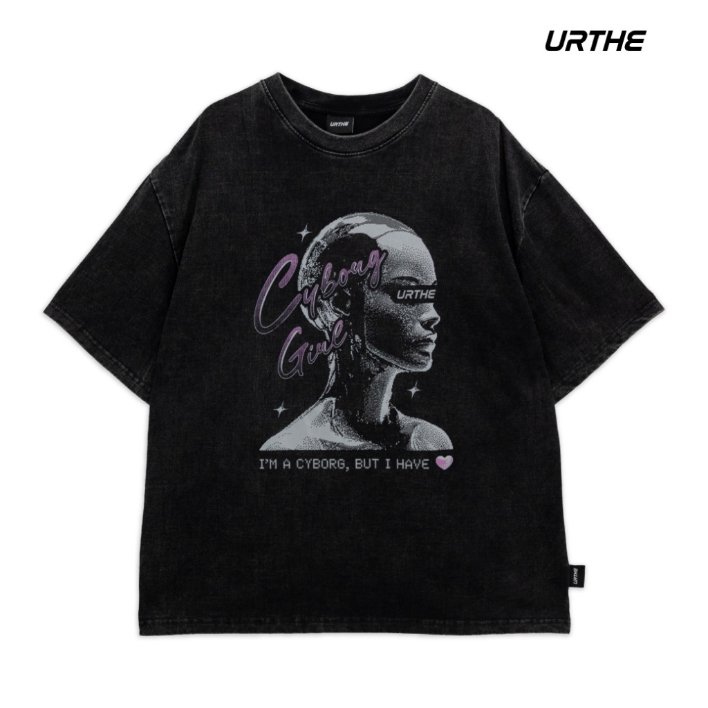URTHE - เสื้อยืด Oversize ผ้าฟอก รุ่น CYBORG GIRL TEE