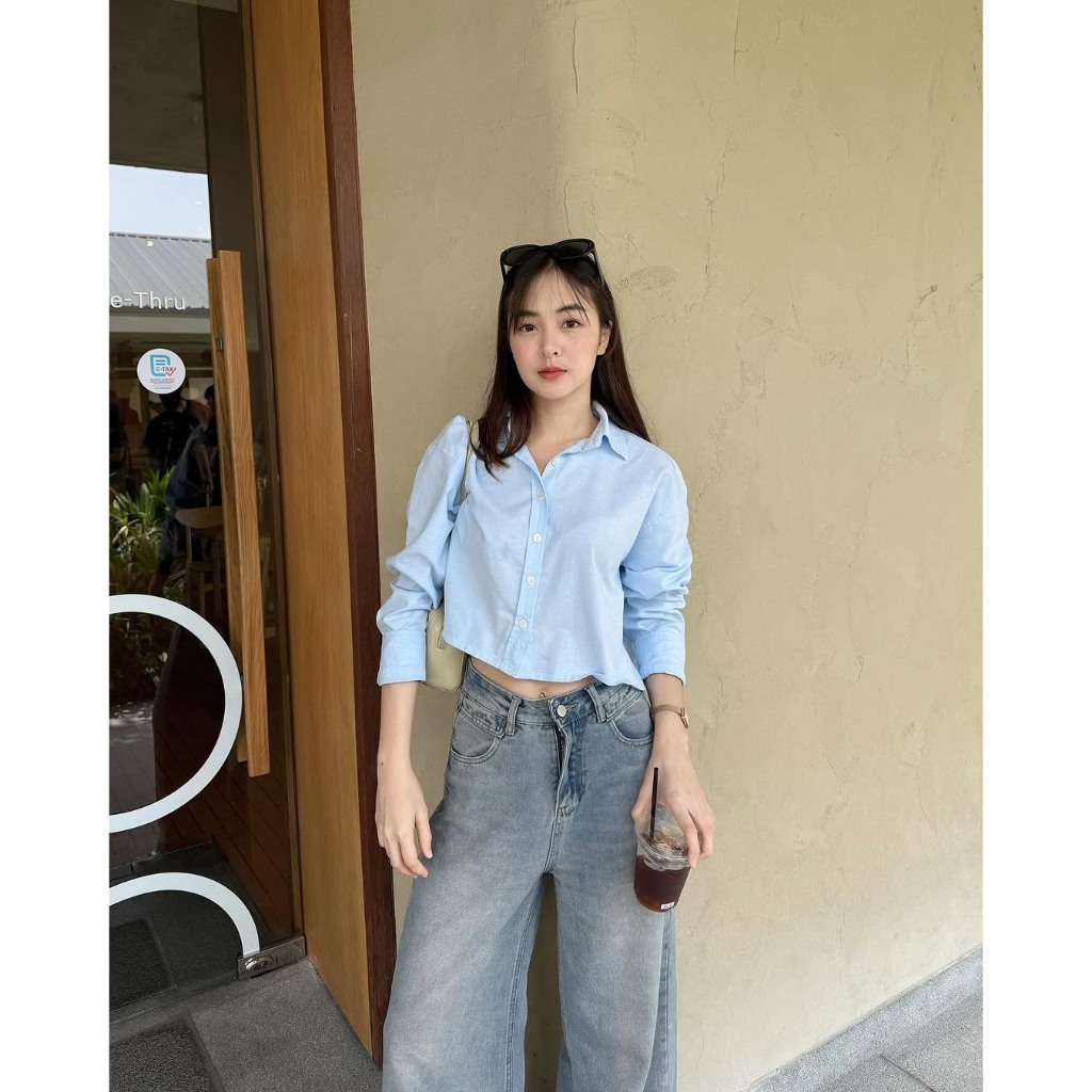 Pela.bkk betime shirt crop เสื้อเชิ้ตครอป