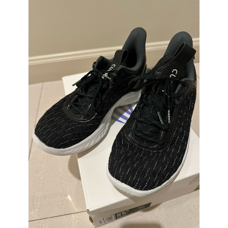 รองเท้าบาสเกตบอลมือสอง Under Armour Curry9 ของแท้ สภาพดี size M8.5 W10 UK7.5 EUR42 CM26.5 สีดำพื้นขา