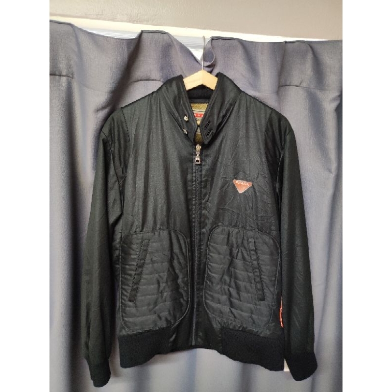Prada *Jacket sport Nylon* มือสอง