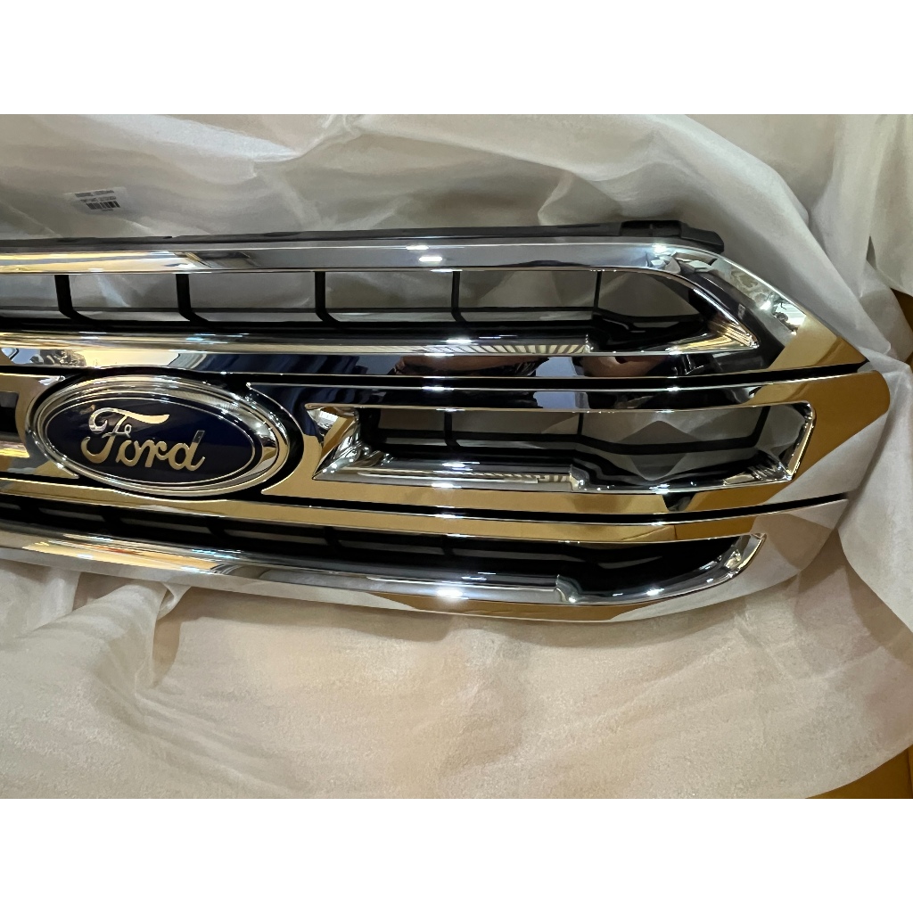 กระจังหน้า Ford แท้ (GRILLE RADIATOR) รุ่น EB3Z-8200-Q