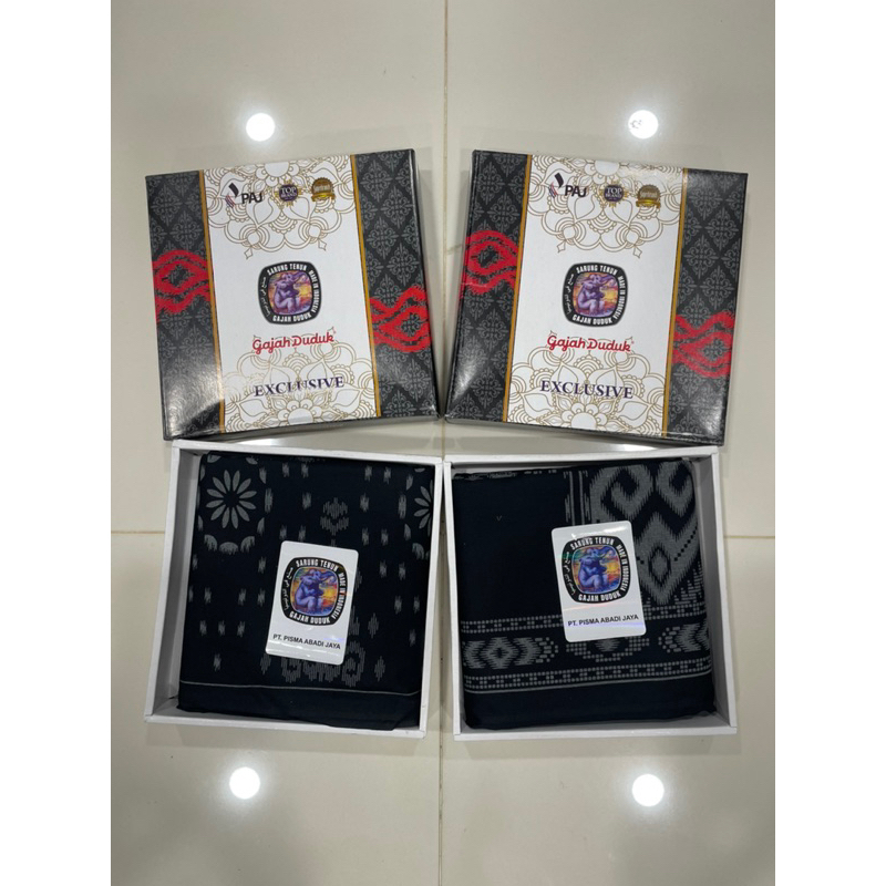 ผ้าโสร่งผู้ชาย Gajah Duduk รุ่น EXCLUSIVE สีดำ ลายสวยๆ ผ้านิ่ม ใส่สบาย