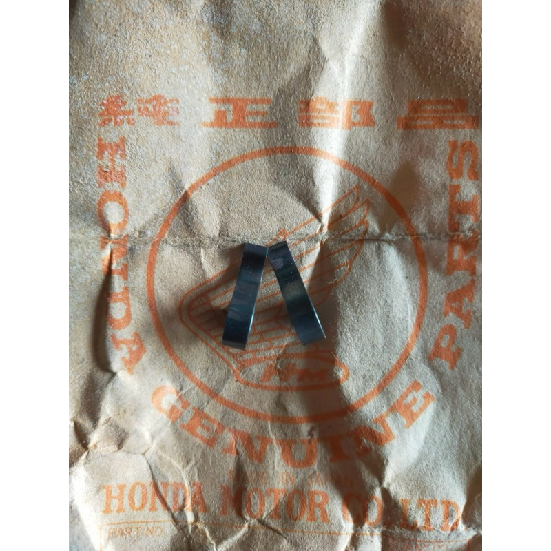 สปริง ถ่านไดสตาร์ท Honda C95 C92 แท้ใหม่ Made in japan ราคา/1คู่ - รูปที่ 2