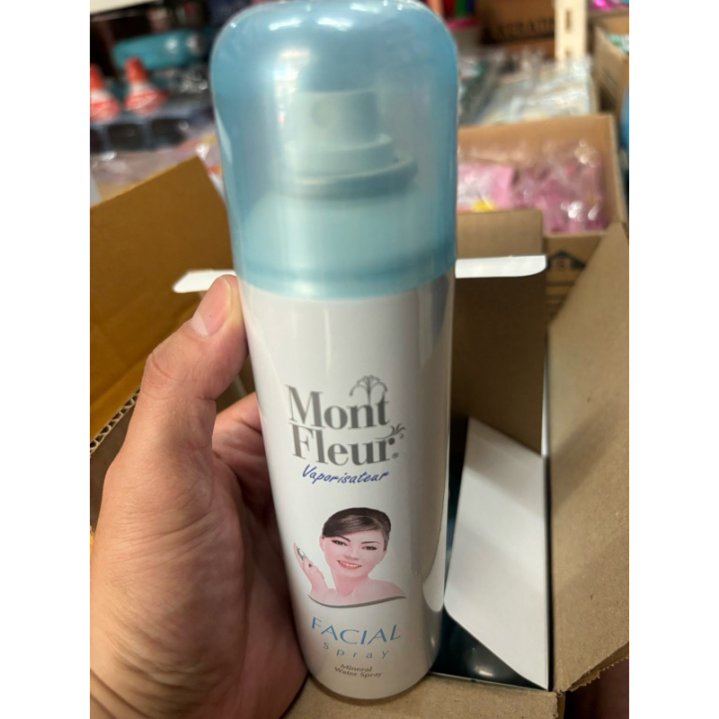 สเปรย์น้ำแร่ จากมองต์เฟลอ Mont Fleur เติมความชุ่มชื่นให้ผิว เมคอัพติดทนนาน 50ml.,150ml.