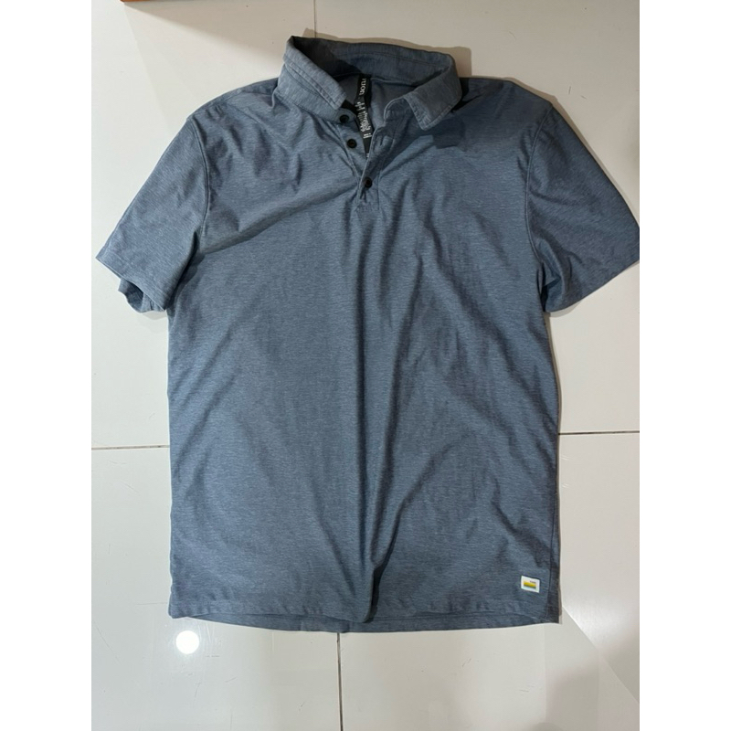 เสื้อ vuori มือ 2 size L อก 42-44 แท้