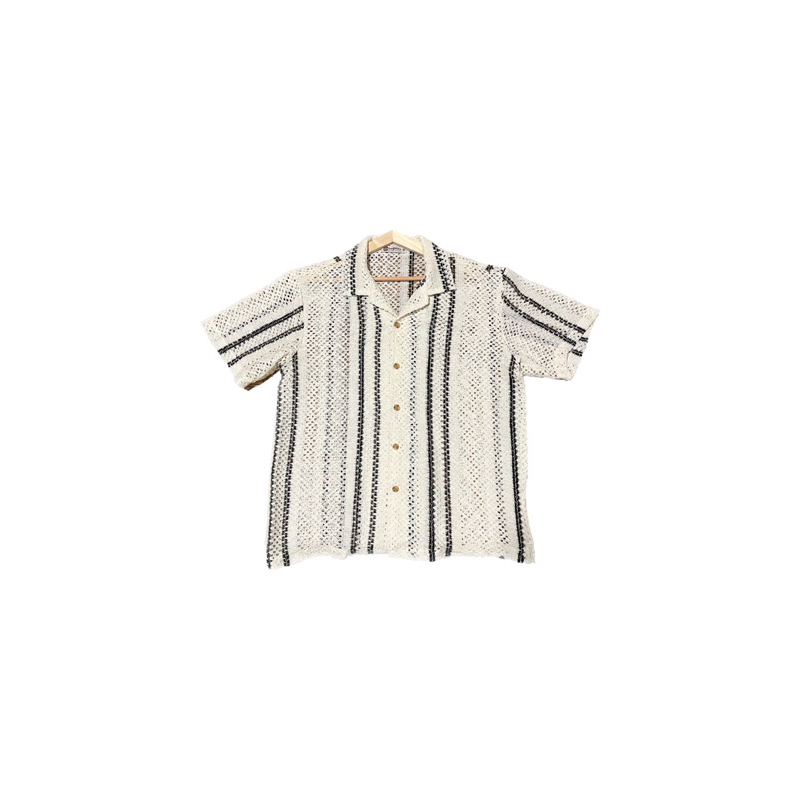 Knit hawaii • เสื้อถัก ตาข่ายใหญ่ลายเส้นสีดำ