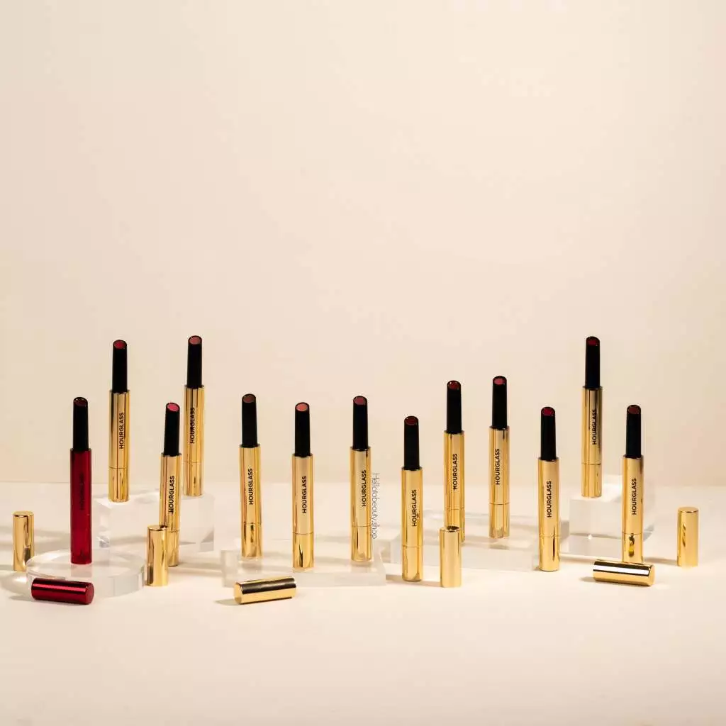[เหลือ 968.- โค้ด "เก็บโค้ดหน้าร้าน"] HOURGLASS Phantom Volumizing Glossy Balm • 1.7g