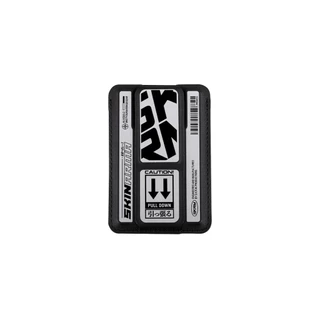 SKINARMA รุ่น Kado Kira-Kobai Card Holder การ์ดใส่บัตร