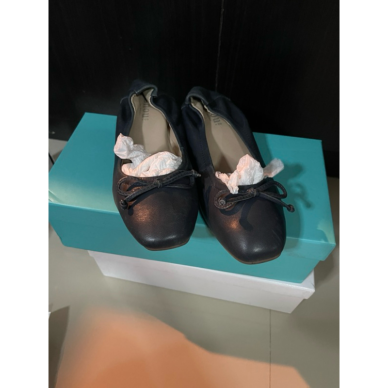 รองเท้า #chou สีกรม ไซร์ 35 #รองเท้าแฟชั่น #ใส่ทำงานใส่ลำลองได้