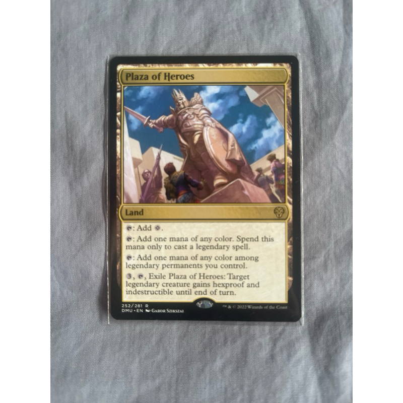 การ์ด MTG Plaza of Heroes Land Magic the gathering EDH รุ่น DMU สภาพ Ex-Nm