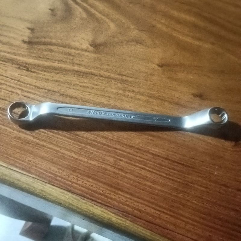 ประแจแหวน คู่ เบอร์ 14 และเบอร์ 12