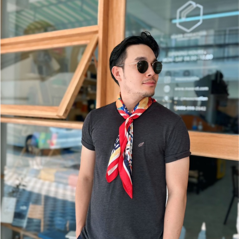 Wild Paint Scarf For Men ผ้าซาตินผูกผม ผ้าพันคอ ลายเพ้นท์ศิลปะ หลากสี ดูดิบ เท่ แนวสตรีทสไตล์ พร้อมส่งจากกทม.