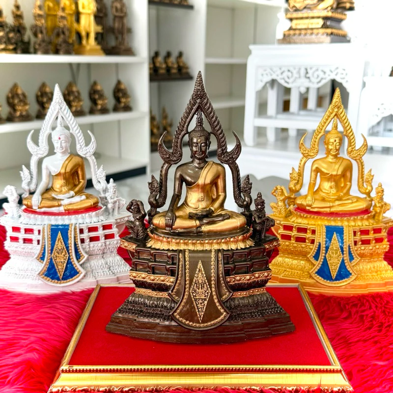 พระพุทธชินราช แร่เหล็กน้ำพี้ หน้าตัก3นิ้ว แถมฟรีฐานรอง