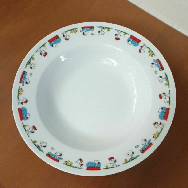 จาน snoopy มือสอง สภาพดี