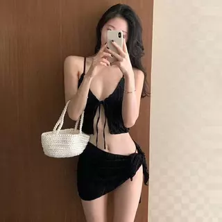 🌸Swift Bra🌸ชุดว่ายน้ำ Bikini บิกินี่ 3 ชิ้น ผ้าจีบ แฟชั่นเกาหลี ใหม่ ด้วยฟองน้ำ summer Beach