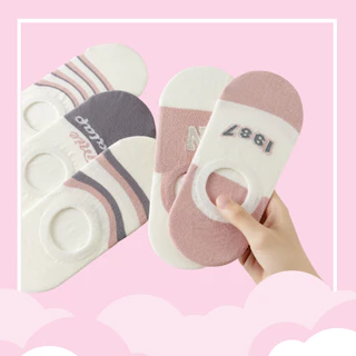 F002 ถุงเท้าแฟชั่น 1ถุงมี 5 คู่ 5สี ใส่สบาย สีพื ใส่ได้ทั้งหญิงและชาย เนื้อผ้านิ่ม ระบายกาศได้ดี มีหลายสี สินค้าพร้อมส่ง