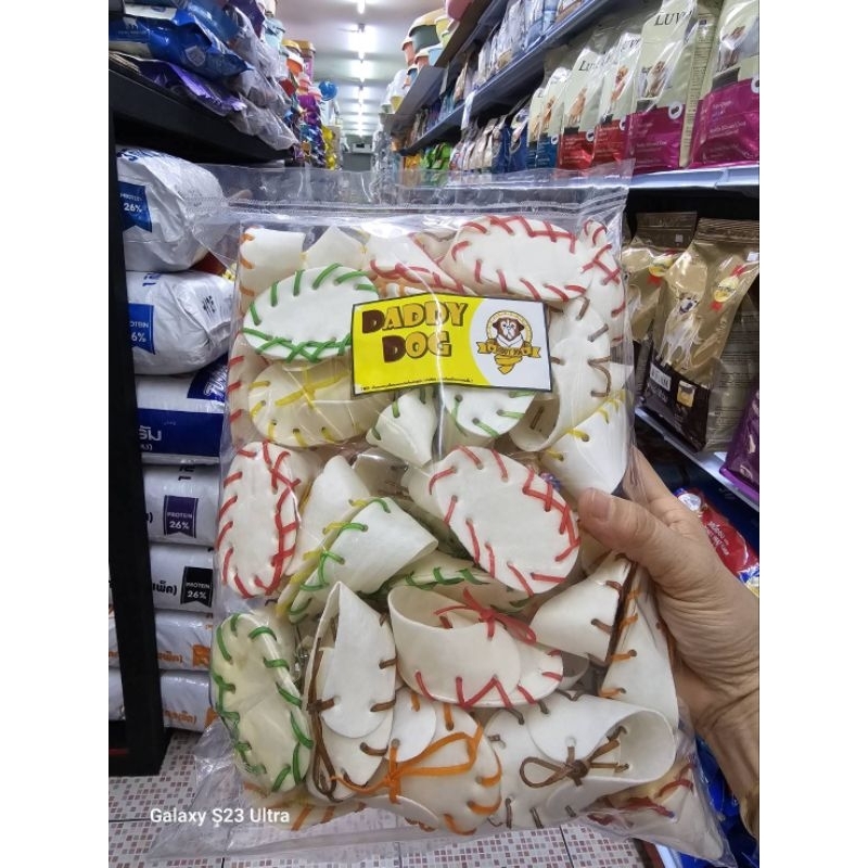 ขนมกัดแทะสำหรับสุนัขหูวัวเกรด A รองเท้าเชือกสี 500 g.
