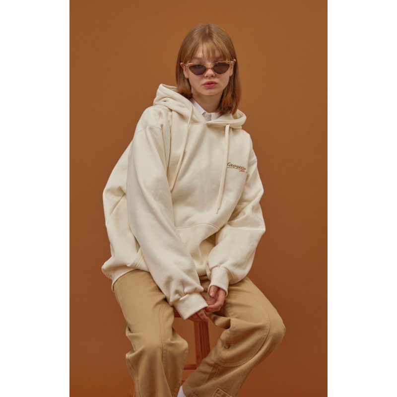 ส่งต่อ เสื้อฮู้ดดี้ geppetto สีครีม ปักลาย ไซส์ M | used Geppetto Embroidered Hoodie ,m size