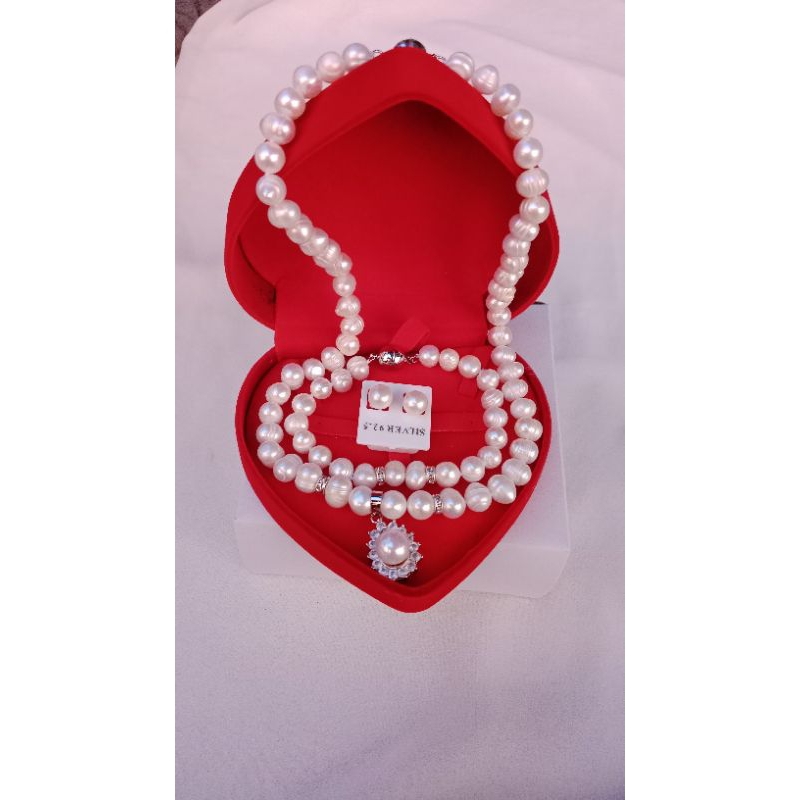 มุกครบเชต   เป็นมุกน้ำเค็ม