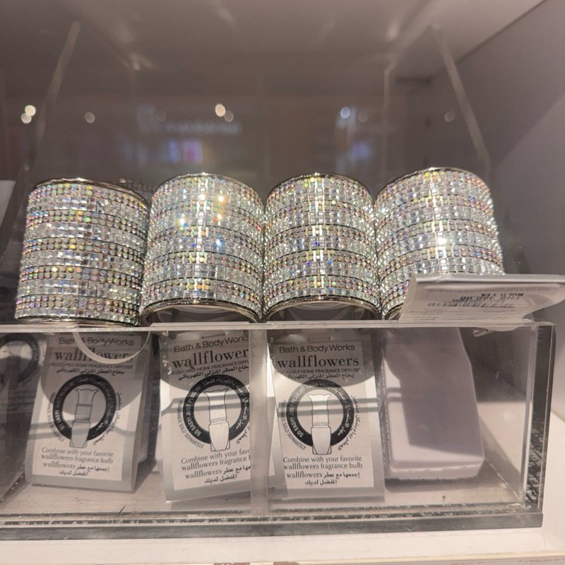 Bath&BodyWorksช๊อปไทยWALLFLOWERS FRAGRANCE PLUG Wallflowers Fragrance Plug ปลั๊กน้ำหอมเพชร